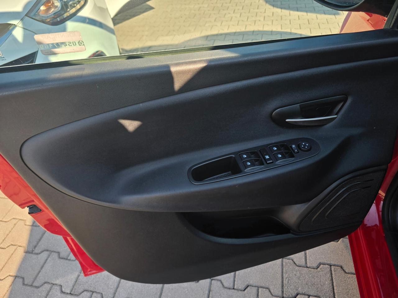 Lancia Ypsilon 1.2 70CV perfetta e garantita 12 mesi