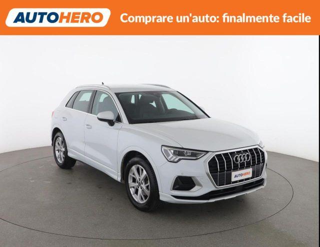 AUDI Q3 35 TFSI Business Advanced