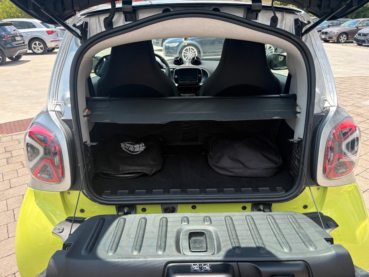 Smart ForTwo EQ Coupè Racingrey (22kW)