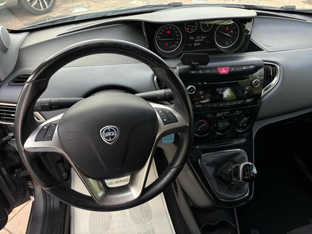 LANCIA Ypsilon 1.2 69 CV 5 porte GPL Ecochic Platinum