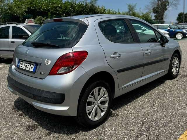 Peugeot 207 207 5p 1.4 hdi X-Line FL *PER NEOPATENTATI*