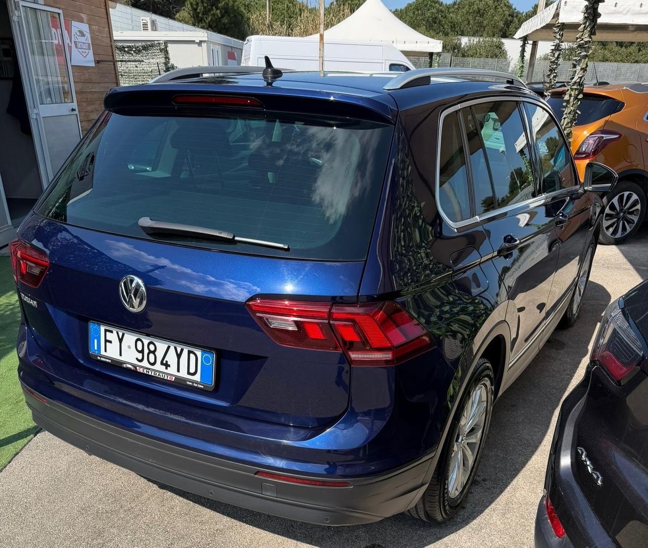 Volkswagen Tiguan 1.6 BlueMotion 10/2019 Technology
