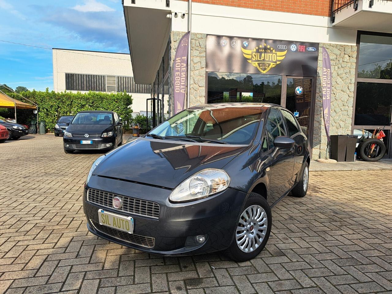 Fiat Grande Punto 1.4 EURO 5/METANO valido FINO 07/2025