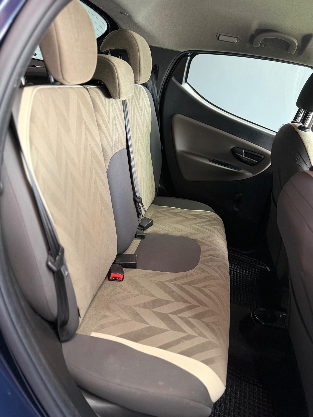 Lancia Ypsilon 1.3 Multijet 95cv 11/2015 Full Optional