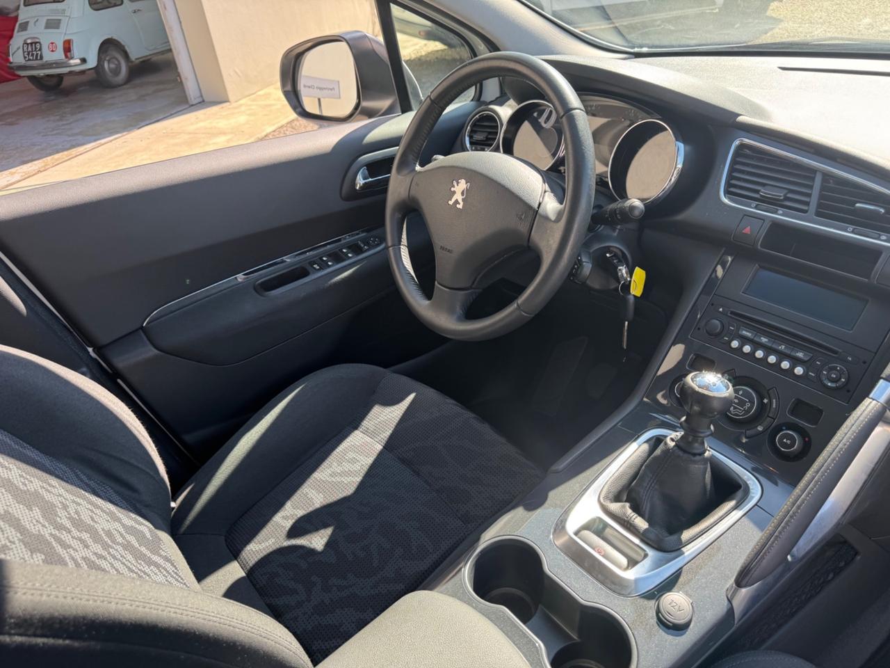 Peugeot 3008 1.6 HDi 112CV Allure