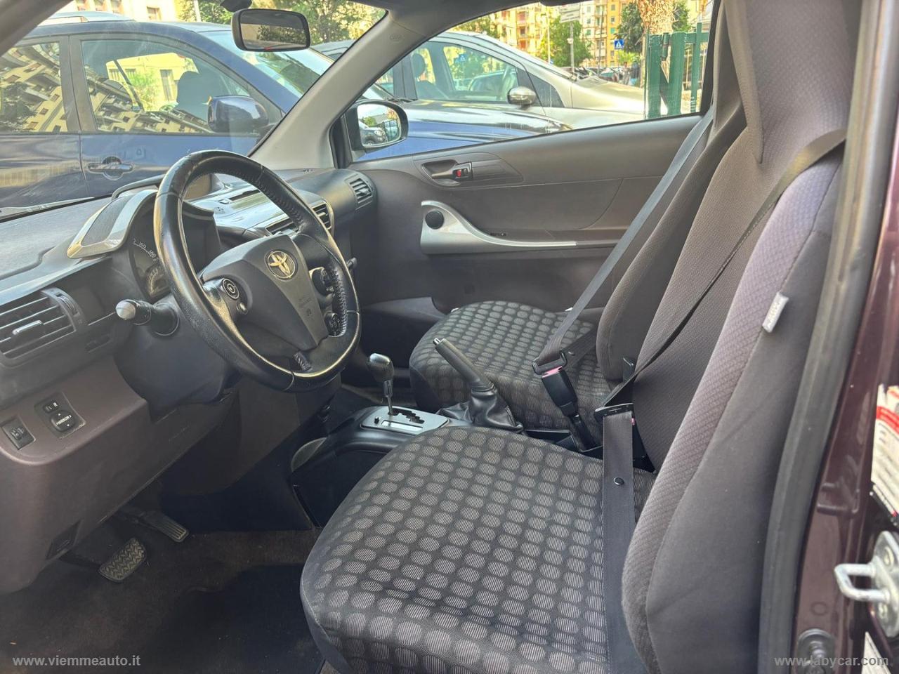 TOYOTA iQ 1.0 Multidrive Versione Lancio