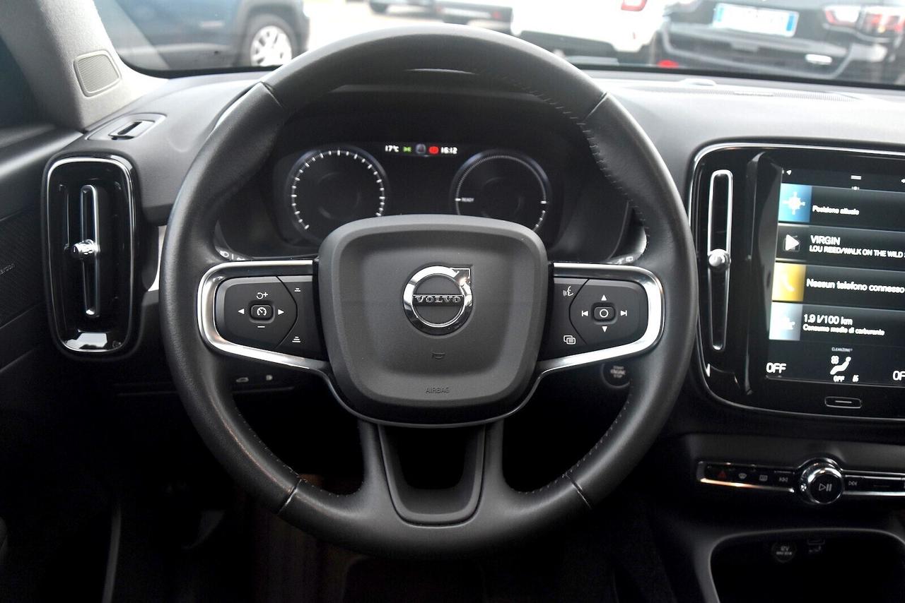 Volvo XC40 T4 Recharge Plug-in Inscription Expression