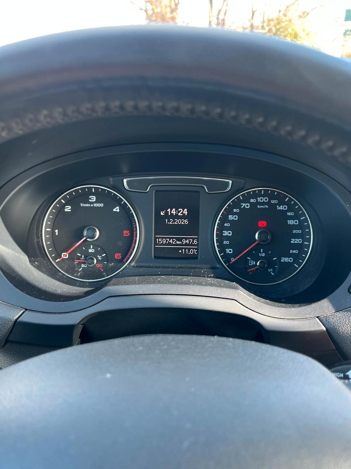 Audi Q3 2.0 TDI 120 CV Sport