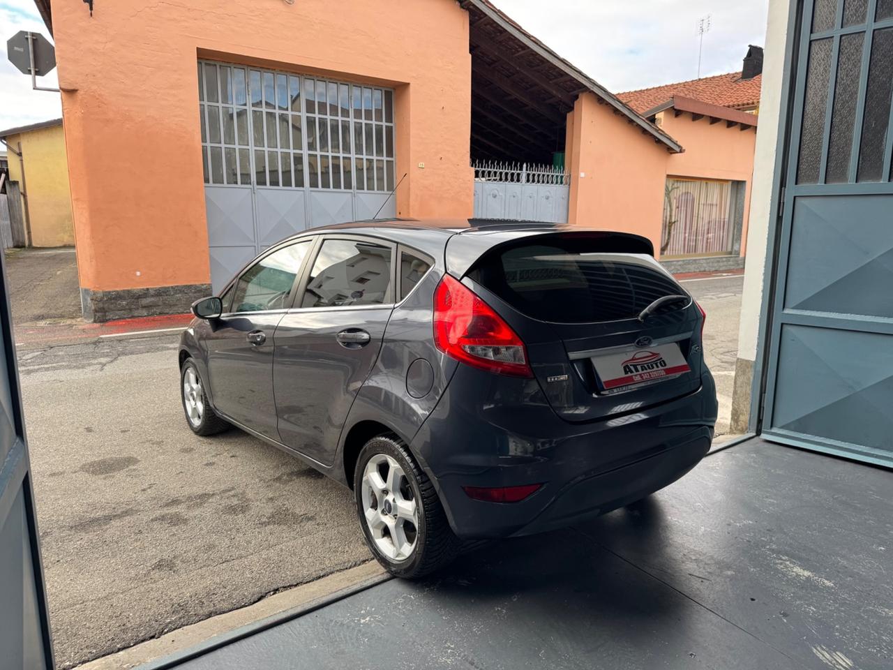 Ford Fiesta 1.4 TDCi 5p. Titanium