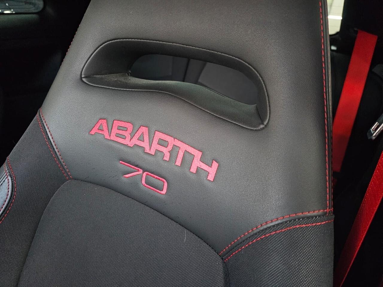 Abarth 595 1.4 Turbo T-Jet 180 CV Esseesse