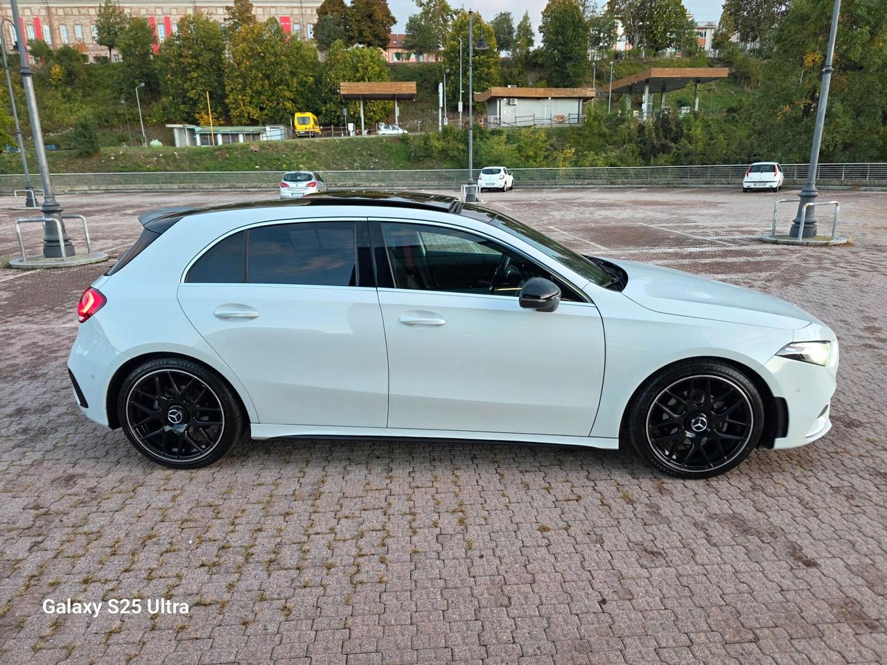 A 180 Premium tetto apribile valutiamo usato