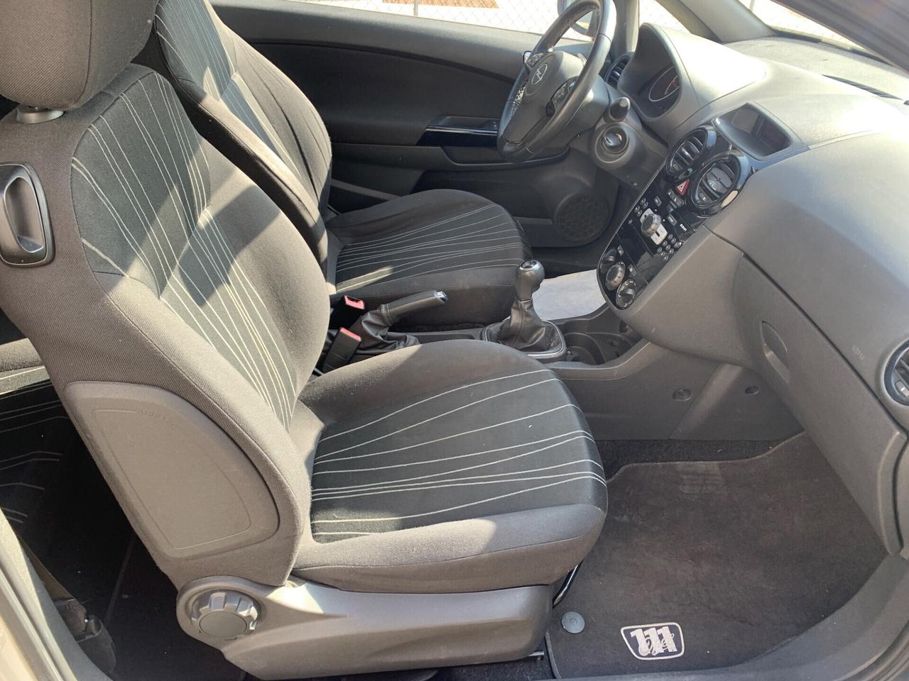 Opel Corsa 1.3 CDTI 75CV