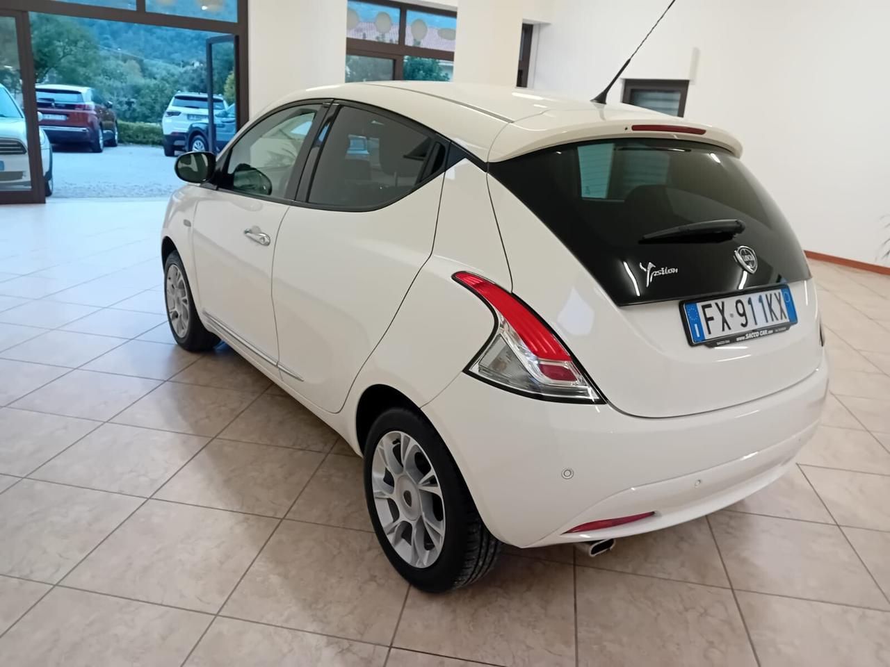 Lancia Ypsilon 1.2 69 CV 5 porte S&S Elefantino Blu