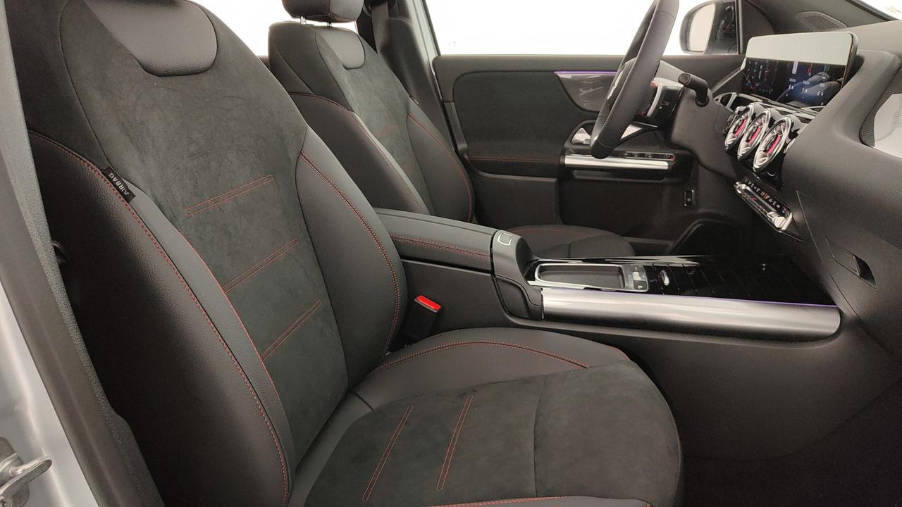 Mercedes-Benz GLA 200 d Automatic 4MATIC