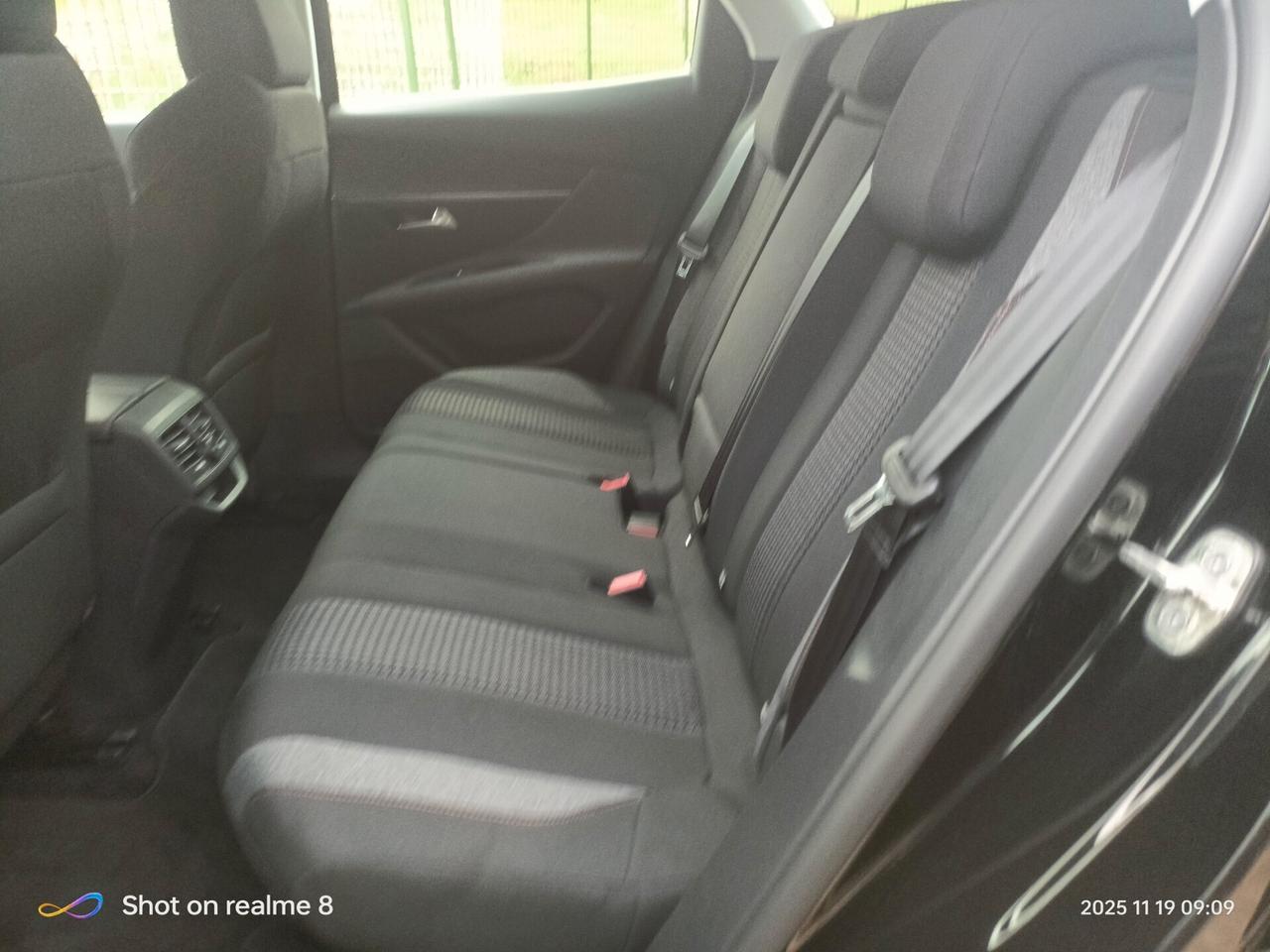 Peugeot 3008 BlueHDi 130 S&S Business