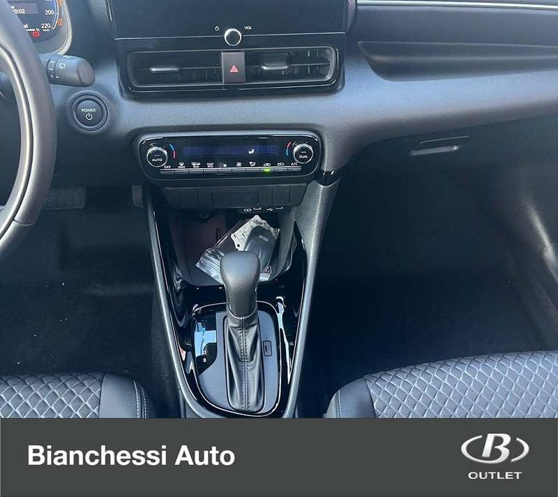 Toyota Yaris Yaris 1.5 130 Hybrid 5 porte Lounge