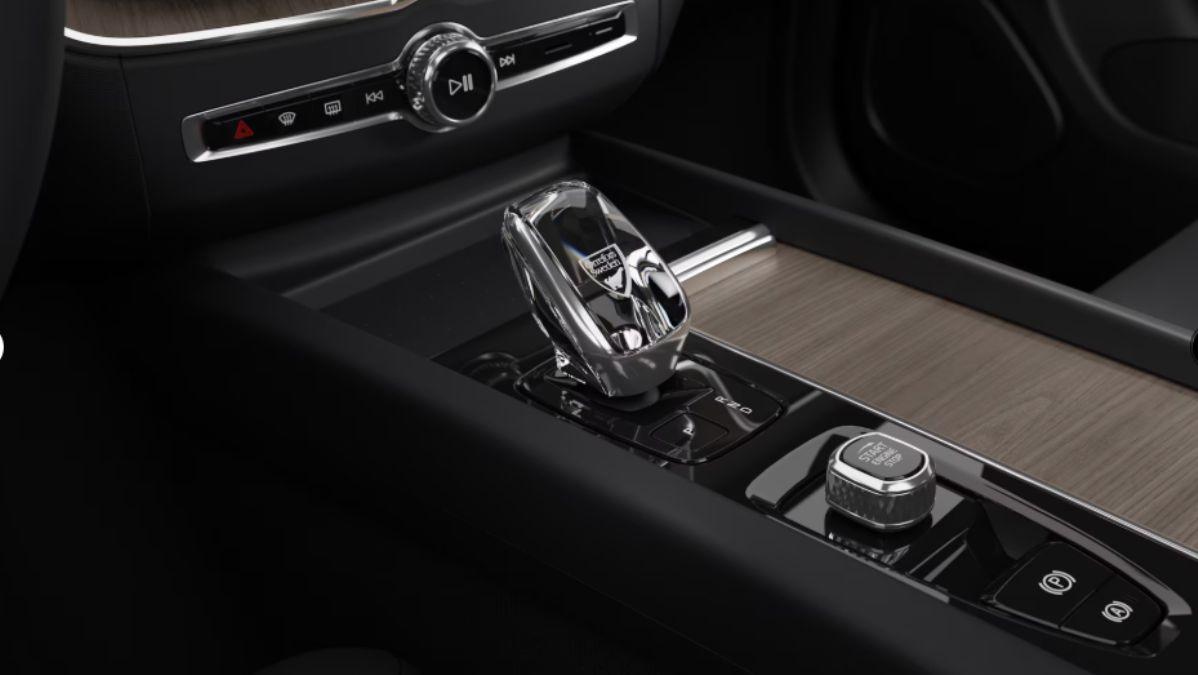 VOLVO Xc60 B5 Mild Hybrid Awd Automatico Plus Dark