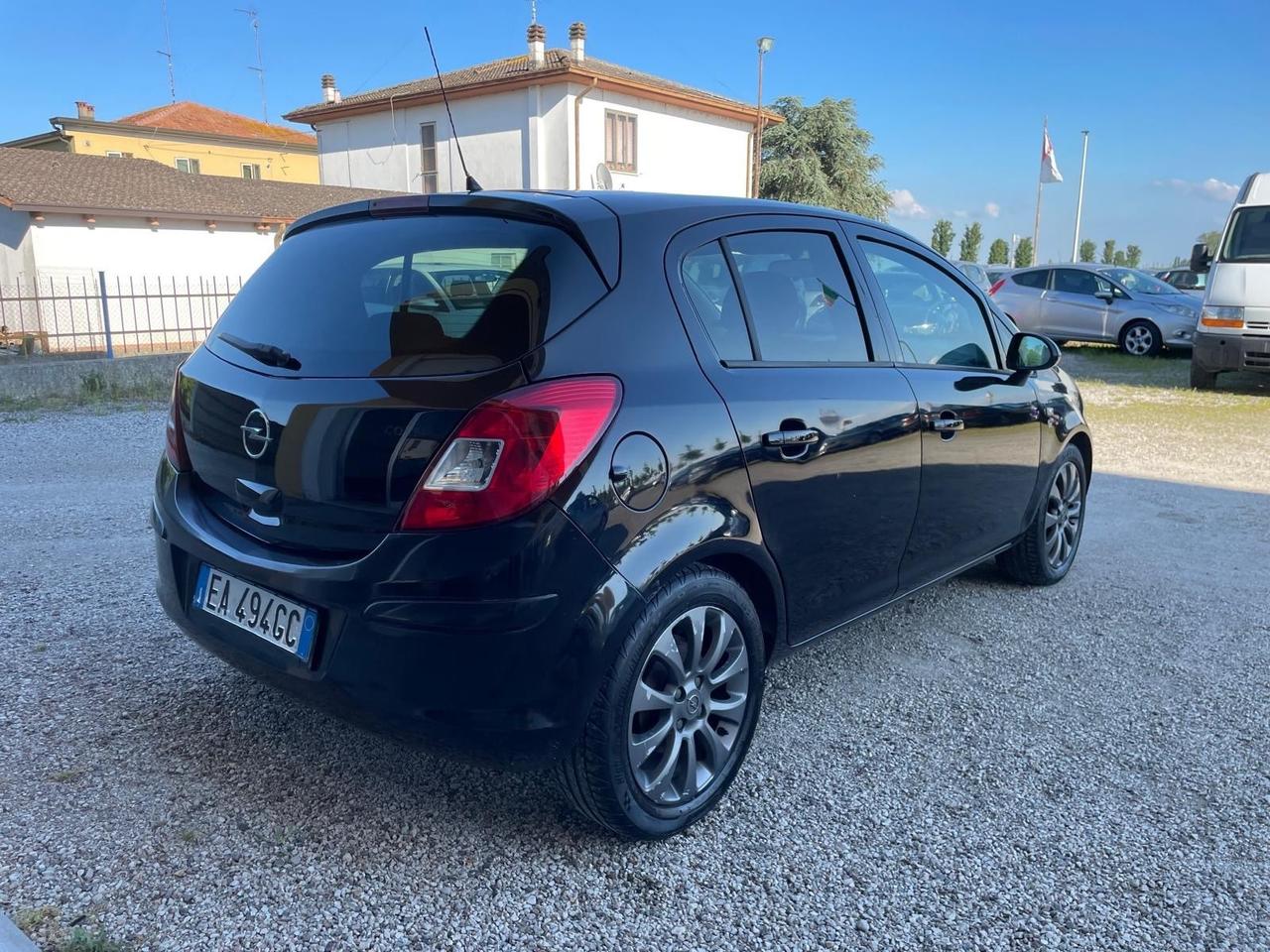 Opel Corsa 1.2 80CV 5 porte GPL-TECH Club