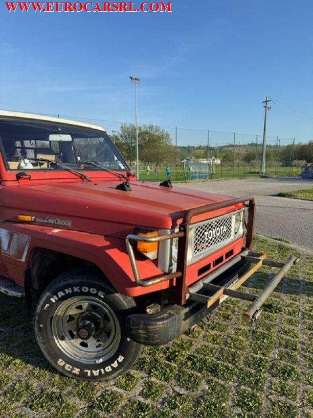 TOYOTA Land Cruiser 2.5 turbodiesel hard-top Bj-73