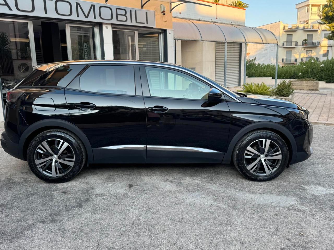 PEUGEOT 3008 HDI 130 S&S EAT8 ALLURE NAVI+RETROCAMERA