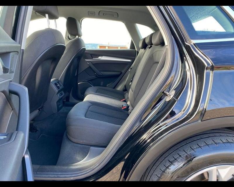 Audi Q5 II 2020 35 2.0 tdi mhev 12V Business s-tronic