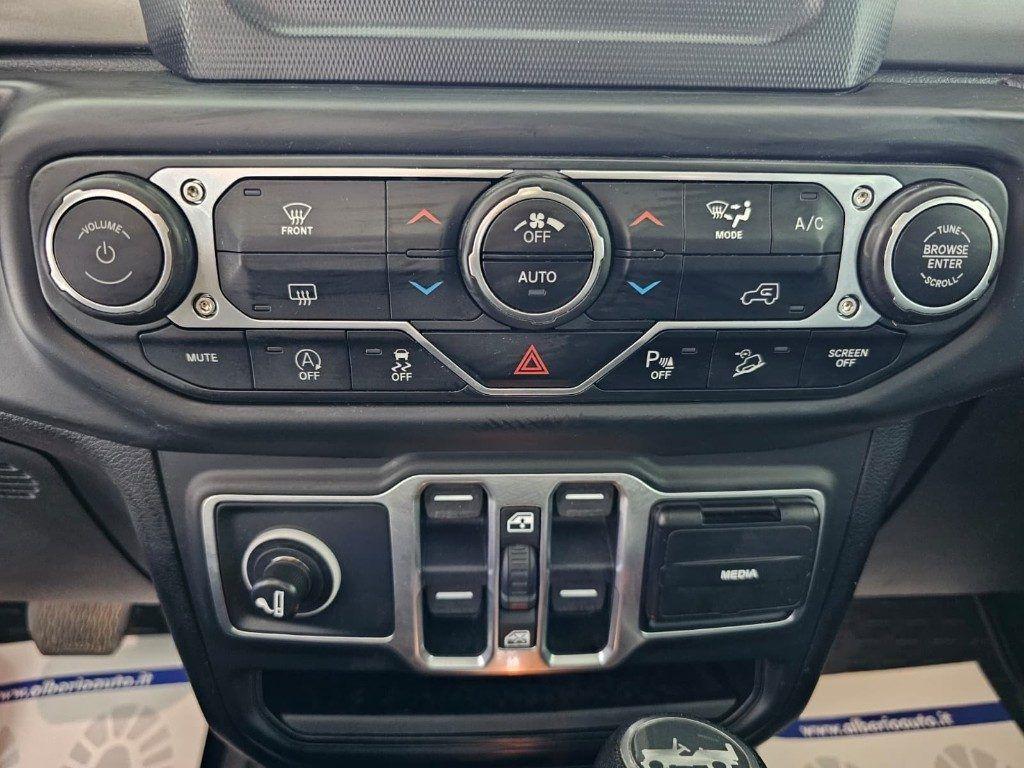 Jeep Wrangler Unlimited 2.2 Mjt II Night Eagle
