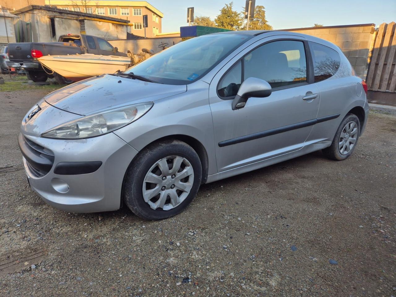 Peugeot 207 1.4 8V 75CV 5p. X Line ECO GPL