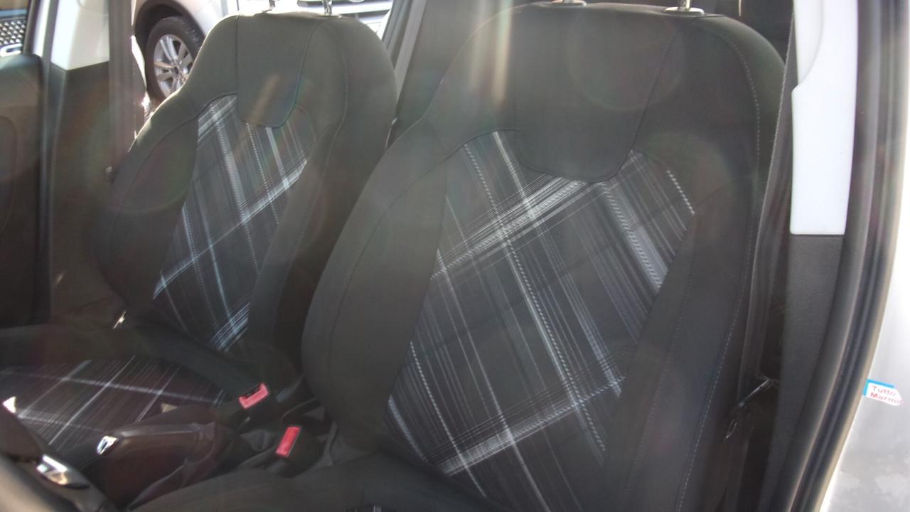 Opel Corsa 1.4 90CV GPL Tech 5 porte b-Color