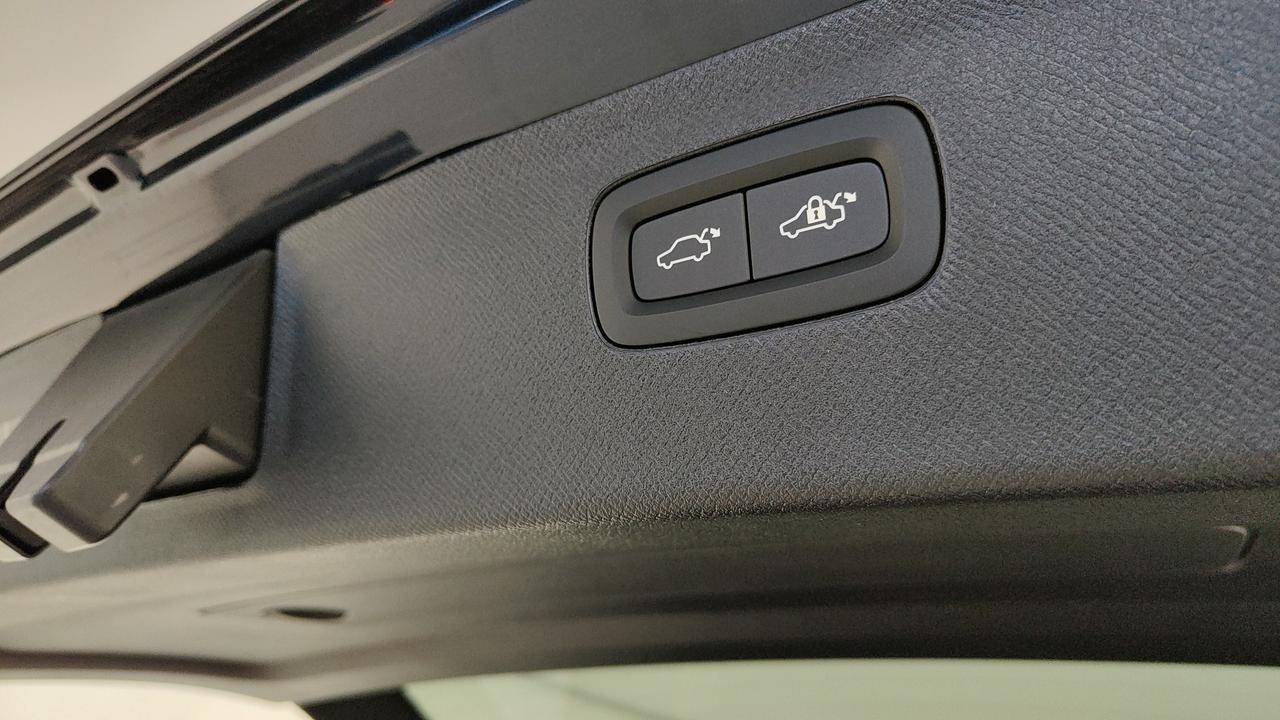 VOLVO XC90 2.0 t8 phev Ultra Bright awd 7p.ti auto