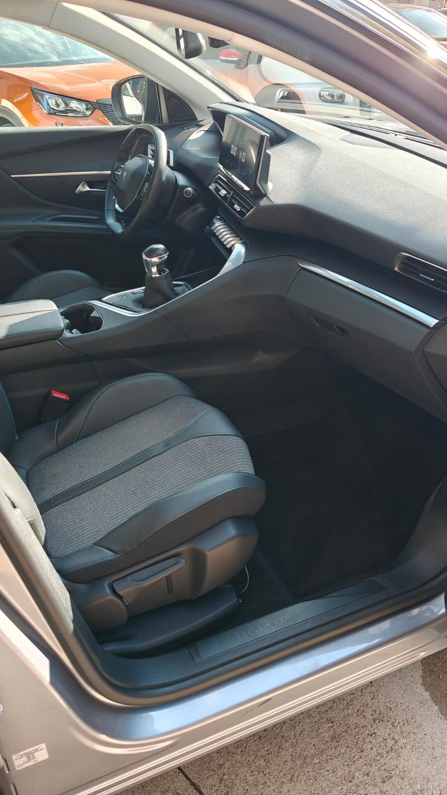 Peugeot 3008 BlueHDi 130 S&S Allure Pack