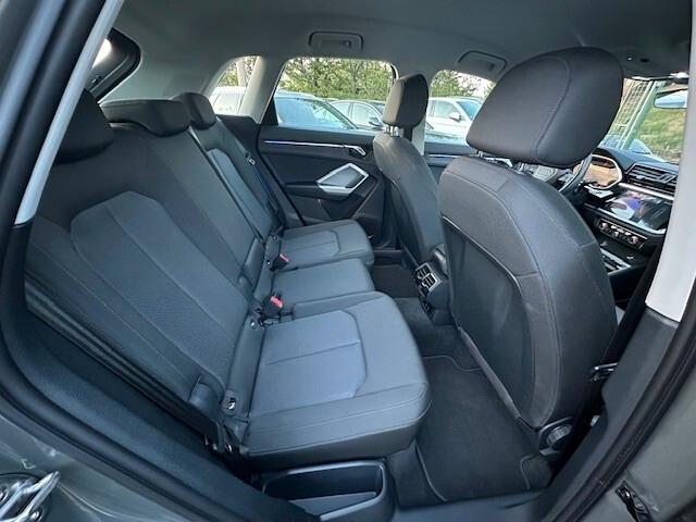 Audi Q3 35 2.0 TDI 150cv S tronic S LINE