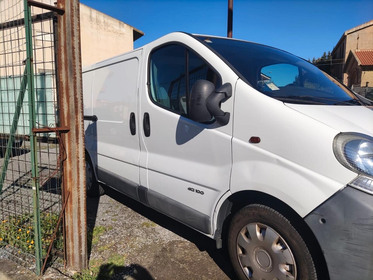 Nissan Primastar .