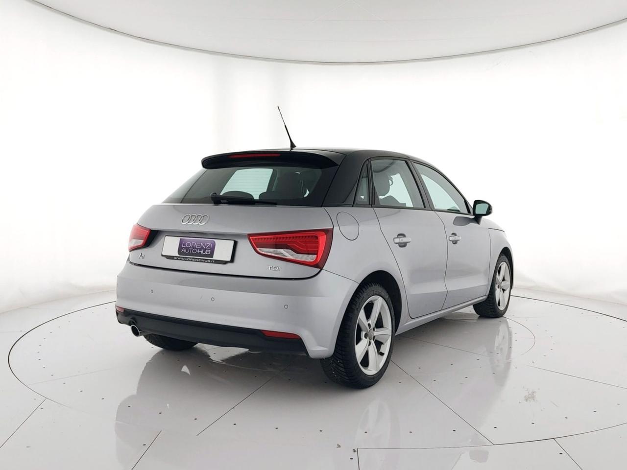 AUDI A1 Sportback 1.6 tdi COMMERCIANTI+BLUETOOTH+NEOPATENTATI