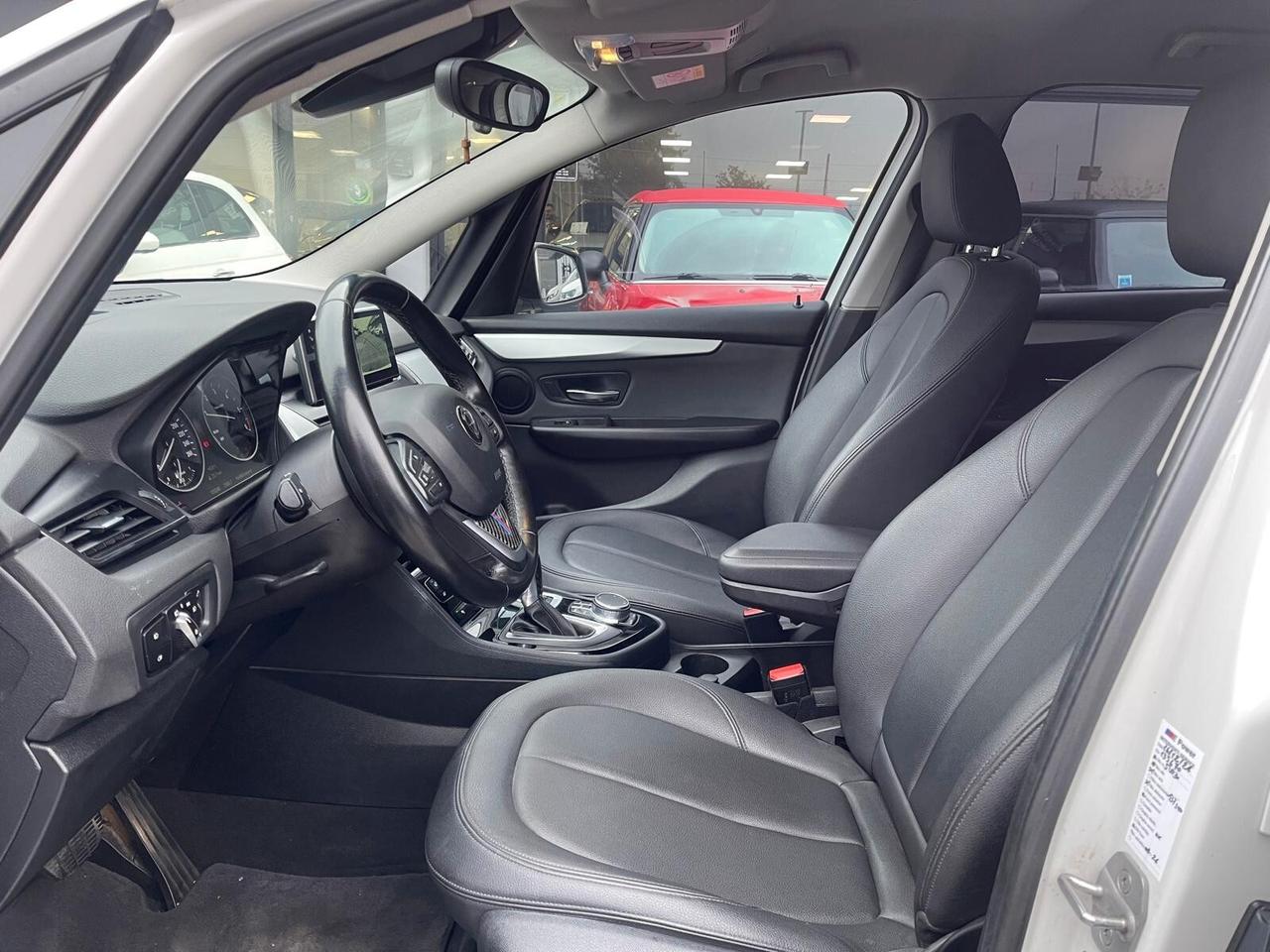 Bmw 2er Active Tourer 218d xDrive Luxury