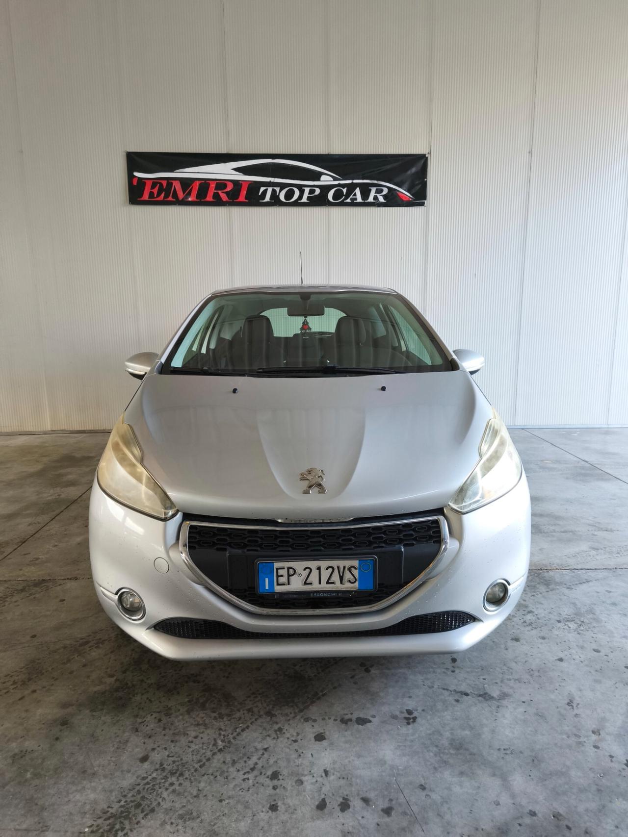 Peugeot 208 1.4 HDi 68 CV 3 porte Allure