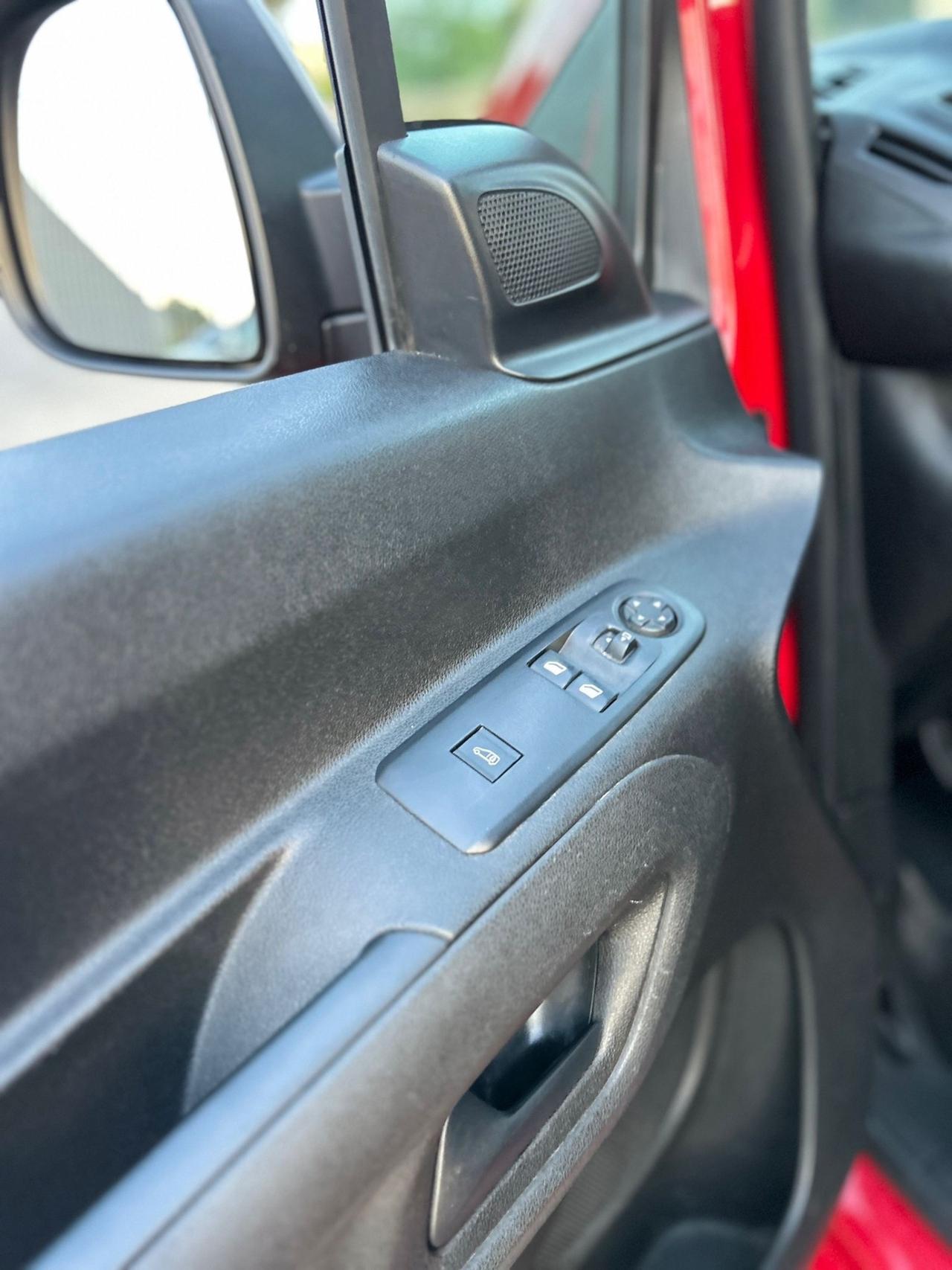 OPEL COMBO MAXI 3 POSTI -2019 NAVI/GANCIO