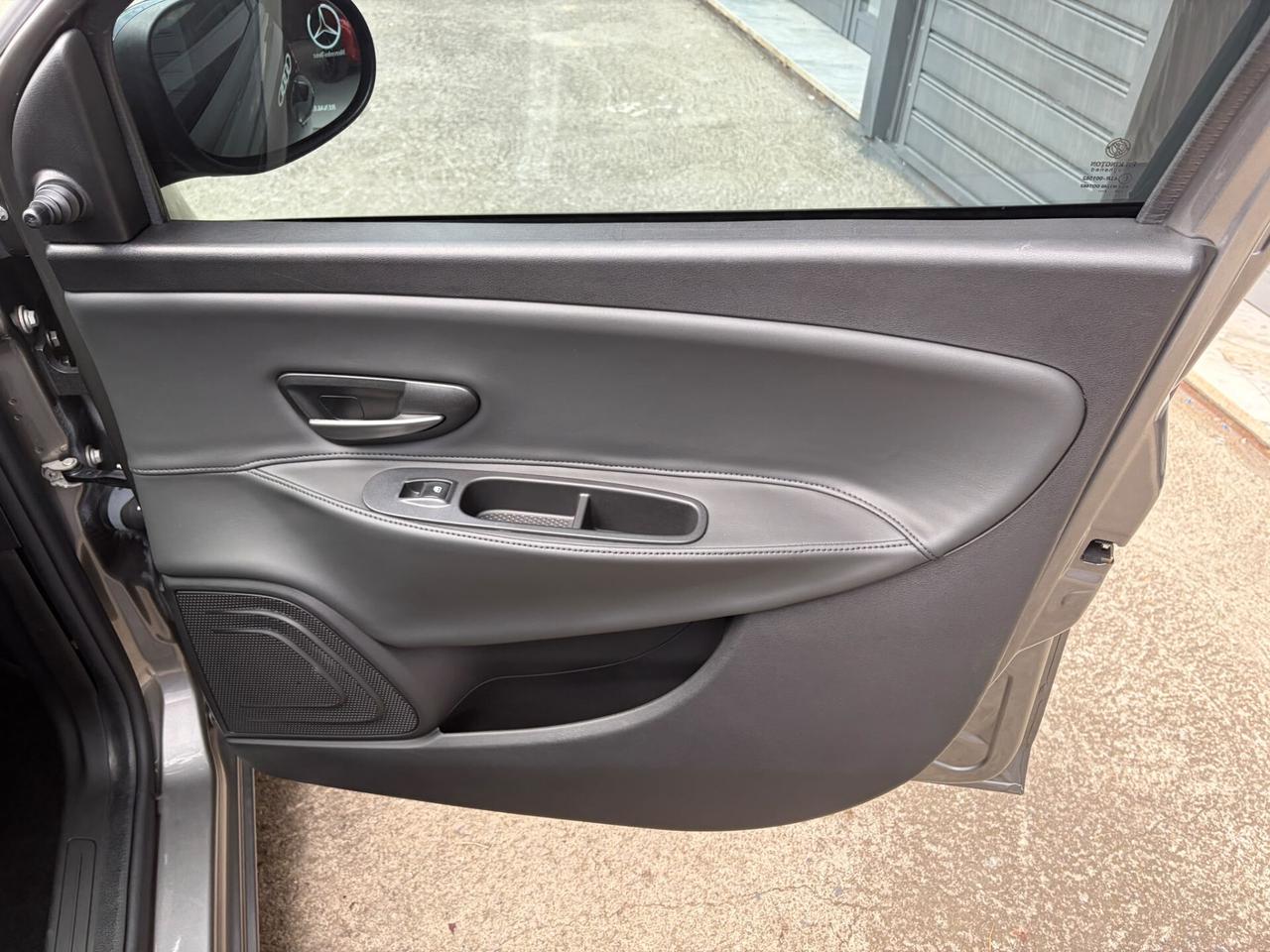 Lancia Ypsilon 1.2 Gpl 69CV 5 porte Ecochic Gold