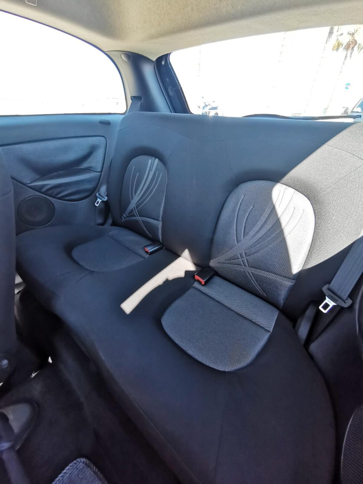 Lancia Ypsilon 1.2 69 CV Diva NEOPATENTATI