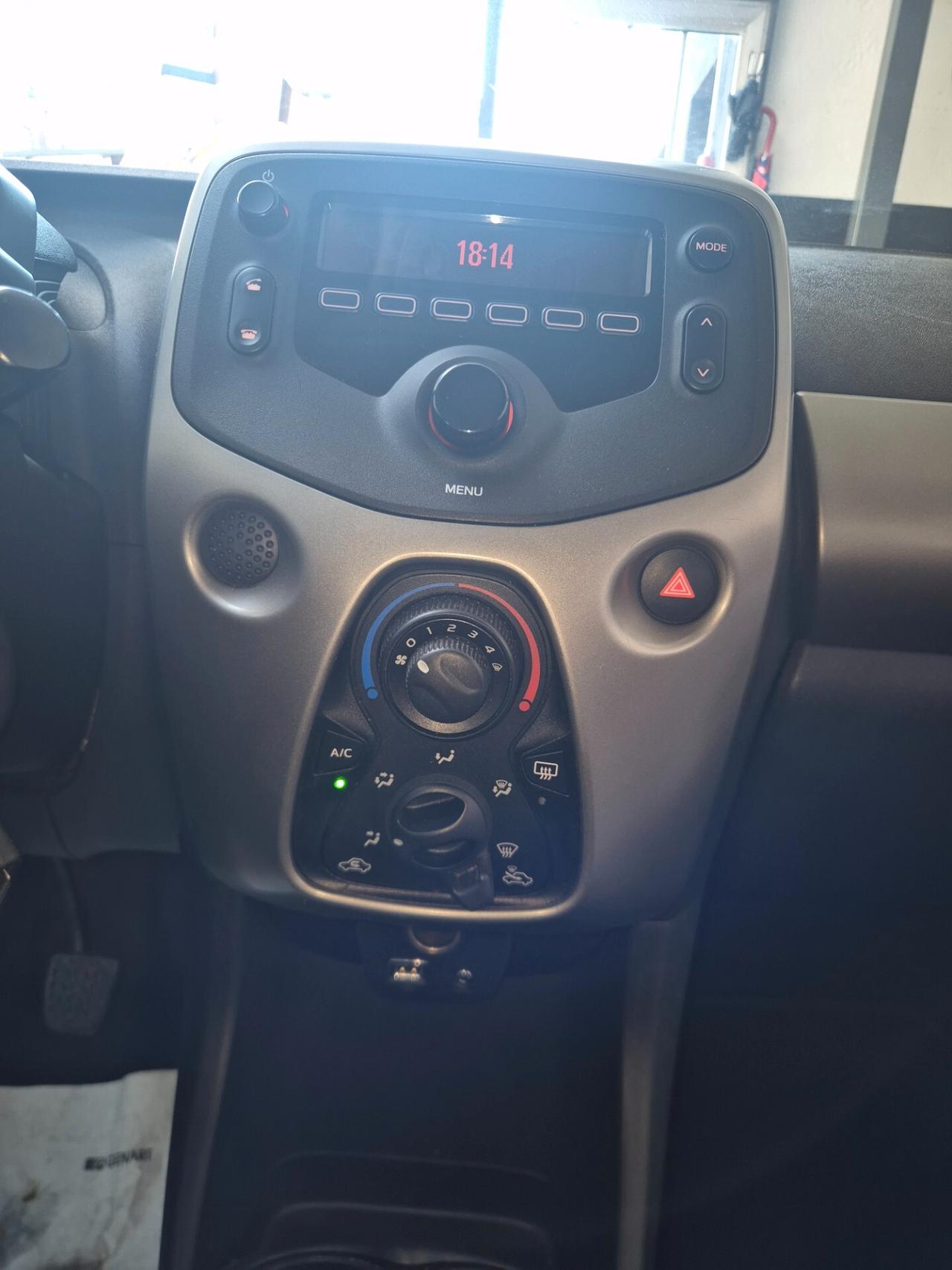 Citroen C1 Airscape benzina euro 6 neo patentati
