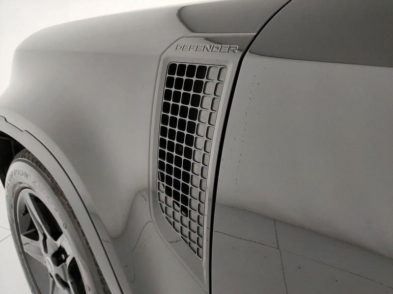 Land Rover Defender 110 3.0d i6 mhev SE awd 200cv auto 6p.ti