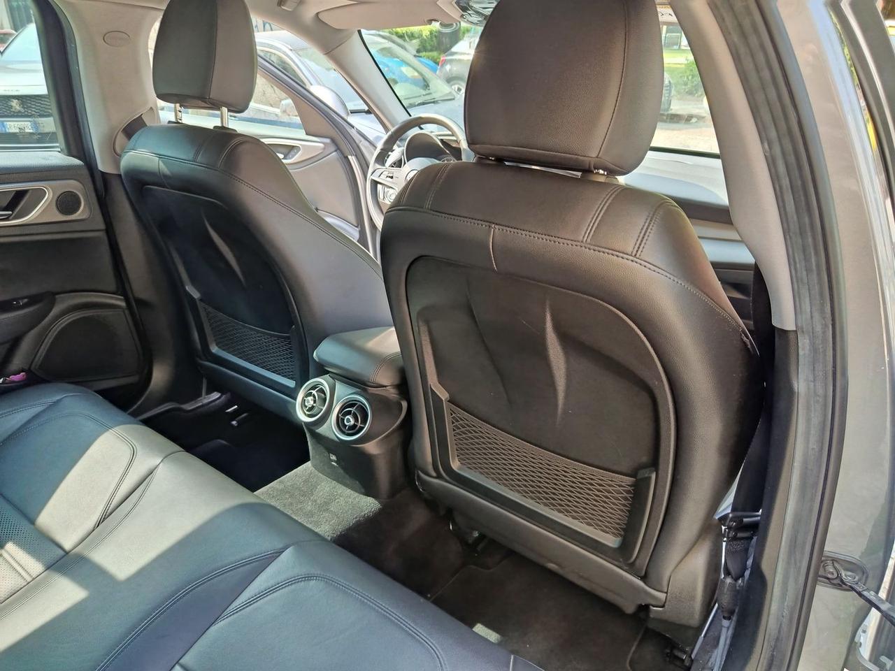 Alfa Romeo Giulia Veloce 2.0 Turbo #10509