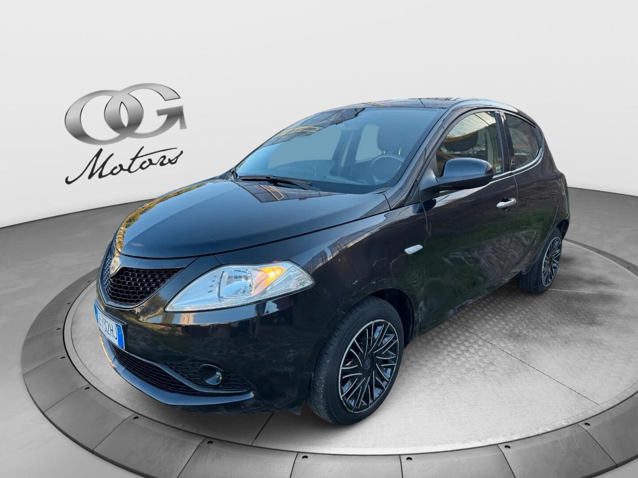 Lancia Ypsilon 1.0cc 70cv S&S Hybryd Gold
