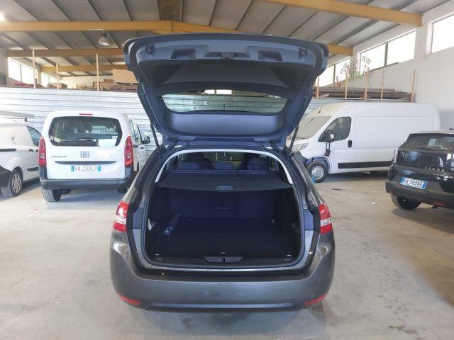 PEUGEOT 308 BlueHDi 130 S&S SW Allure