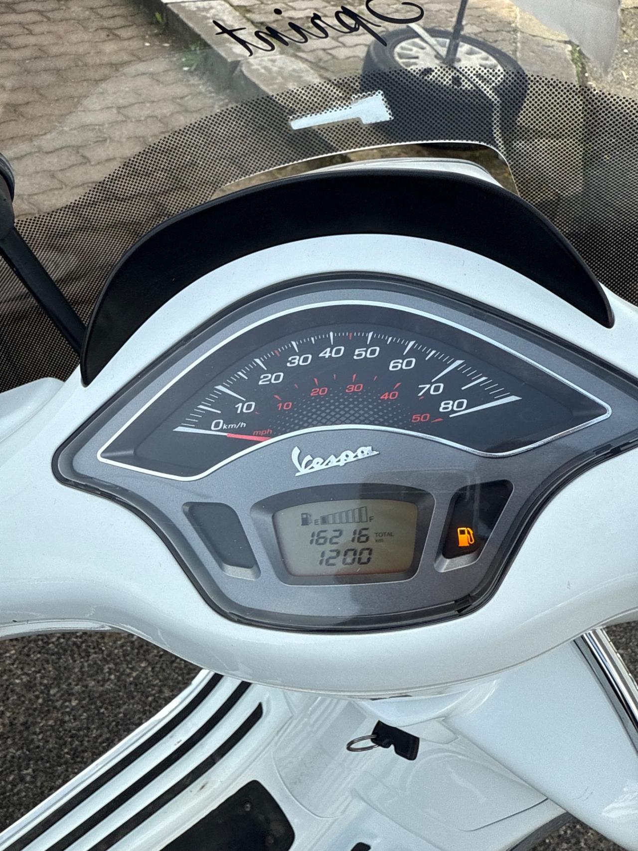 Piaggio Vespa 50 Sprint