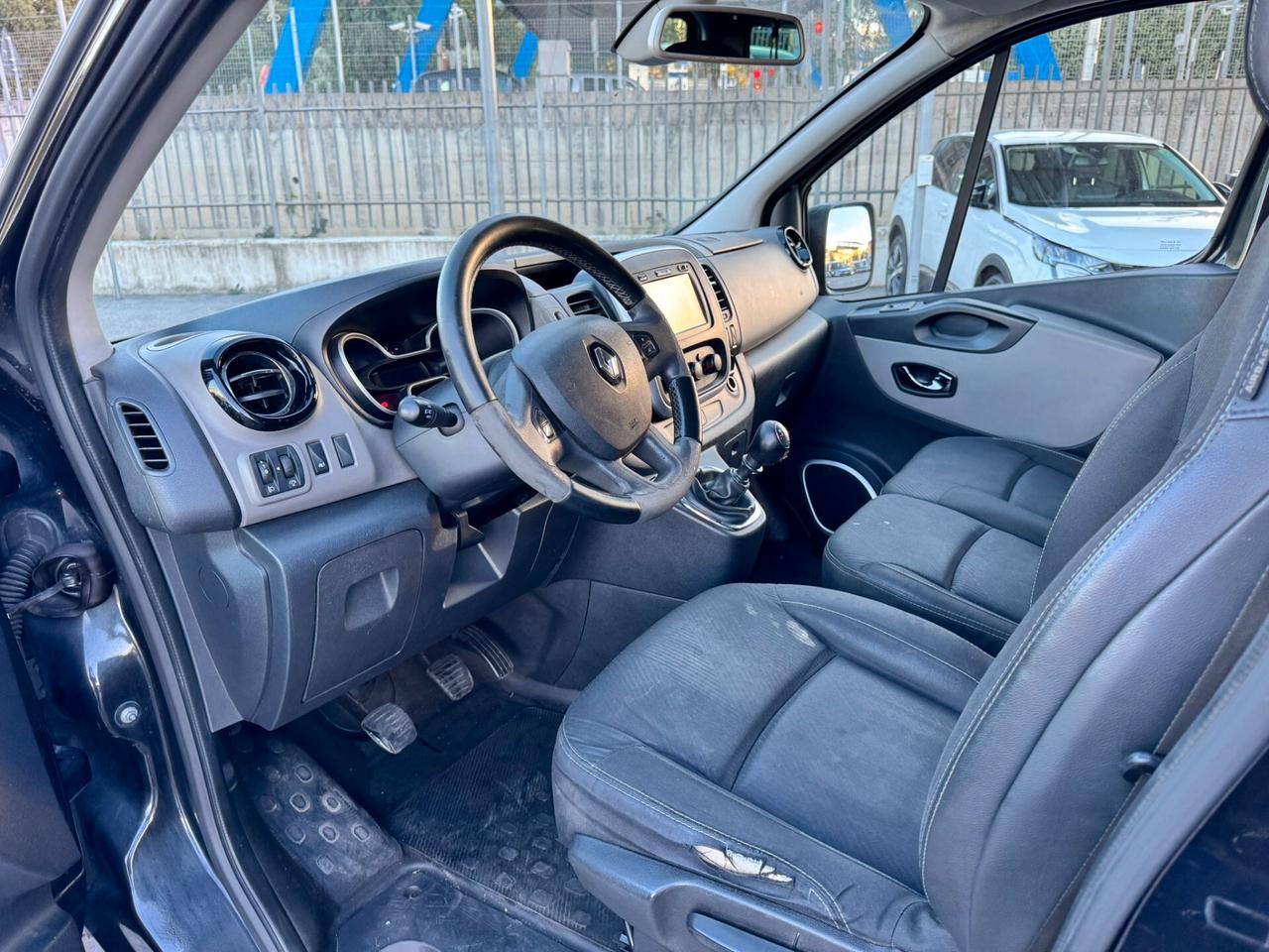 Renault Trafic T29 1.6 dCi 145CV S&S PL-TN Intens Heavy 9 POSTI