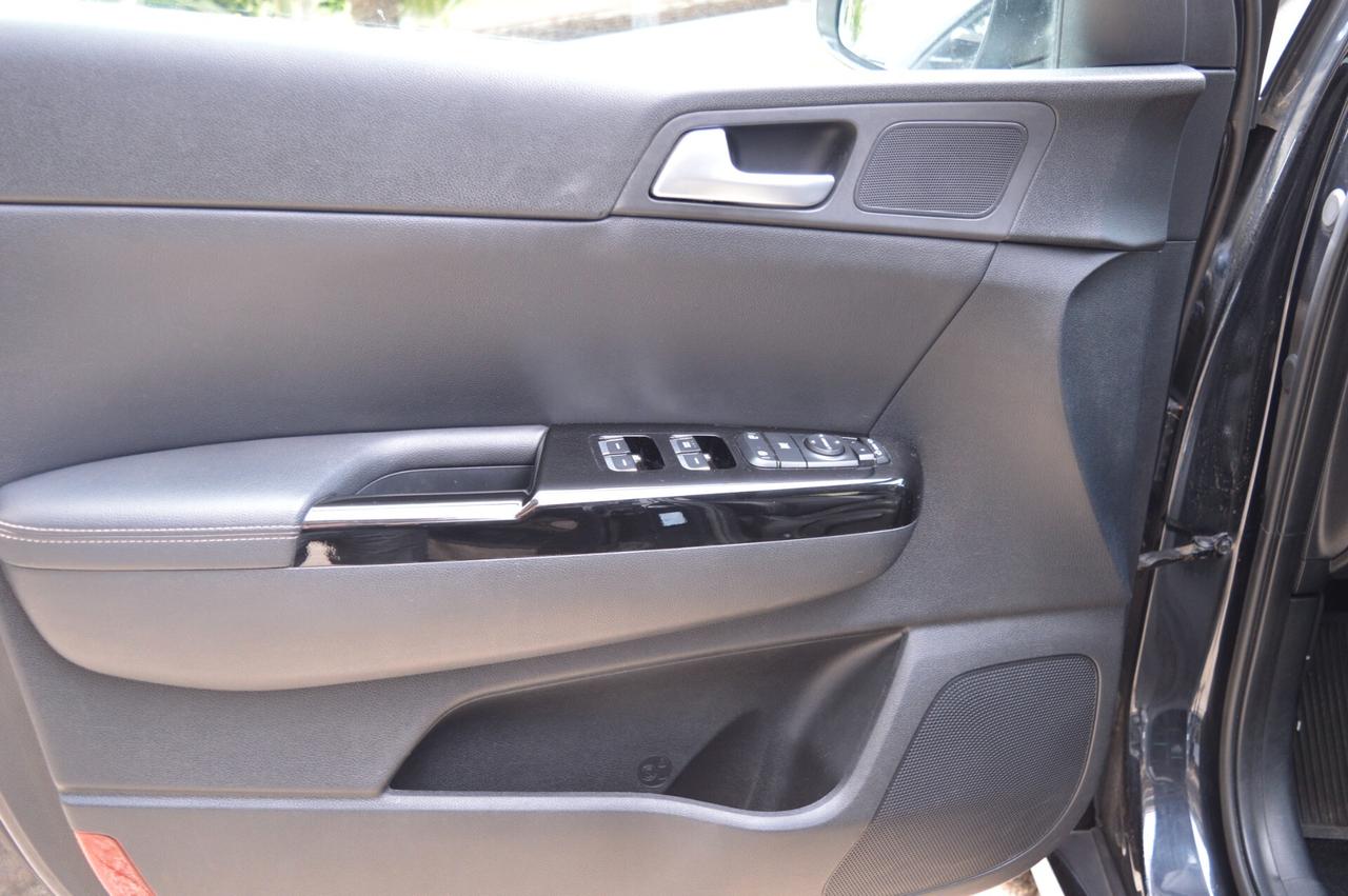 Kia Sportage 1.6 CRDI 136 DCT7 2WD Mild Hybrid Black Edition