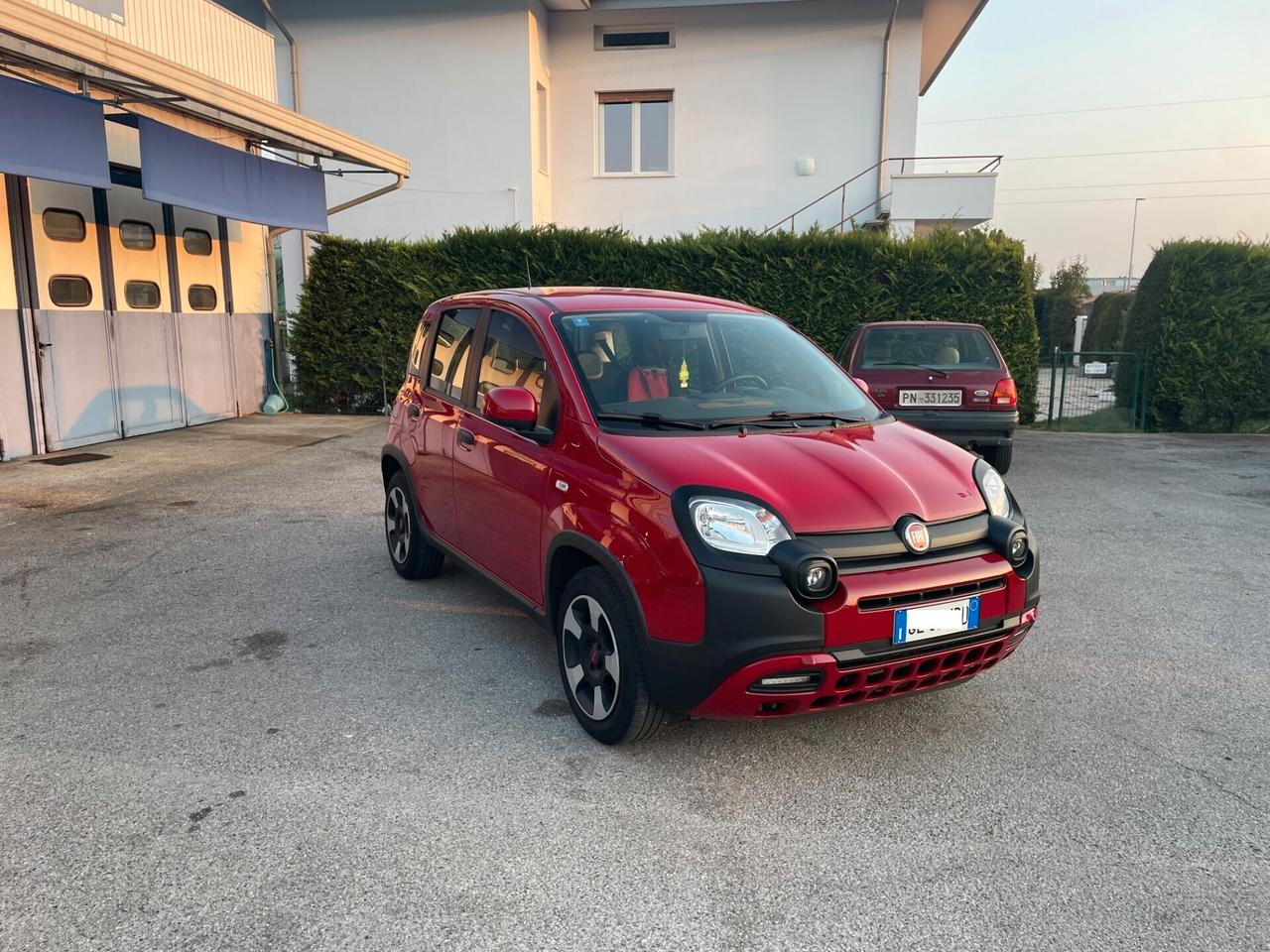 Fiat Panda Cross 1.0 FireFly S&S Hybrid