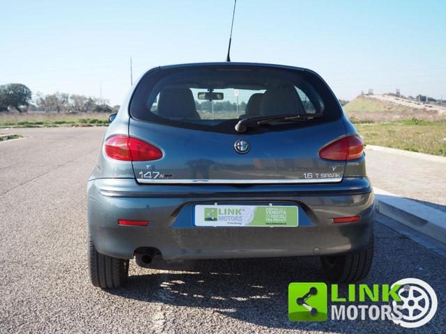 ALFA ROMEO 147 1.6i 16V T.S. (105 CV) cat 5p. Dist.