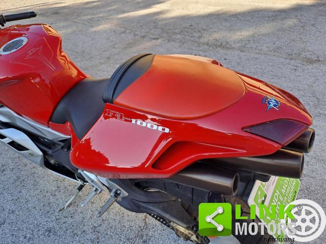 MV AGUSTA F4 1000 .