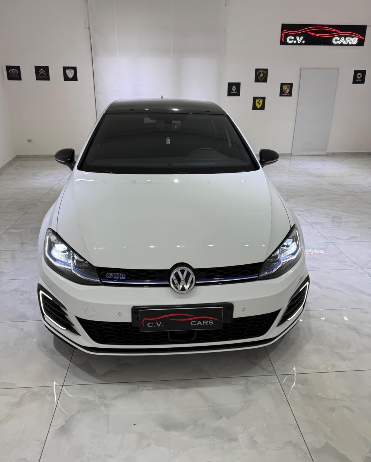 VOLKSWAGEN GOLF GTE UNICO PROPRIETARIO